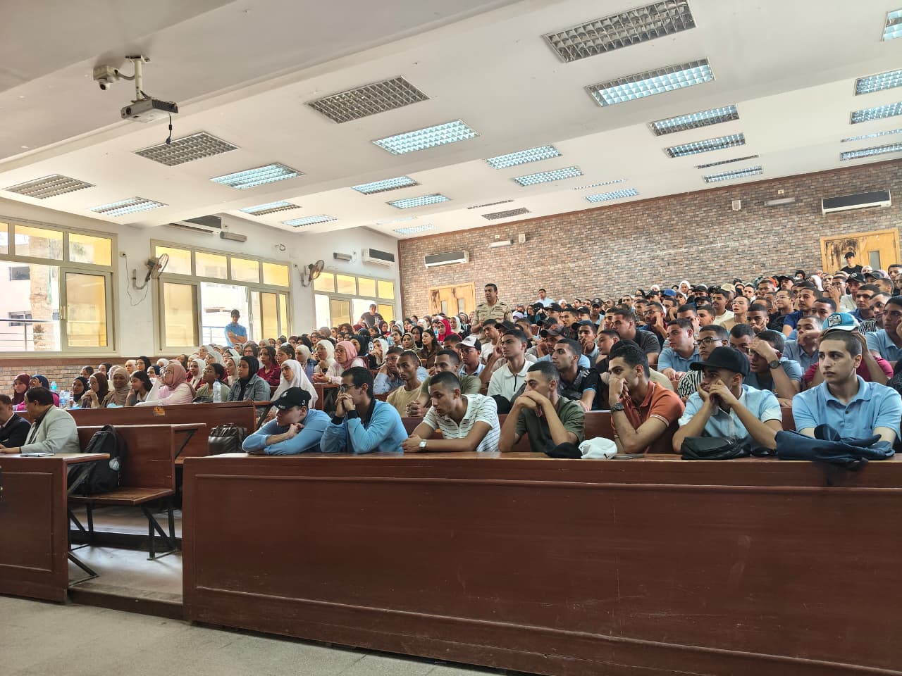 6c7ee4eb d14d 41e3 8624 1a259b09f74c