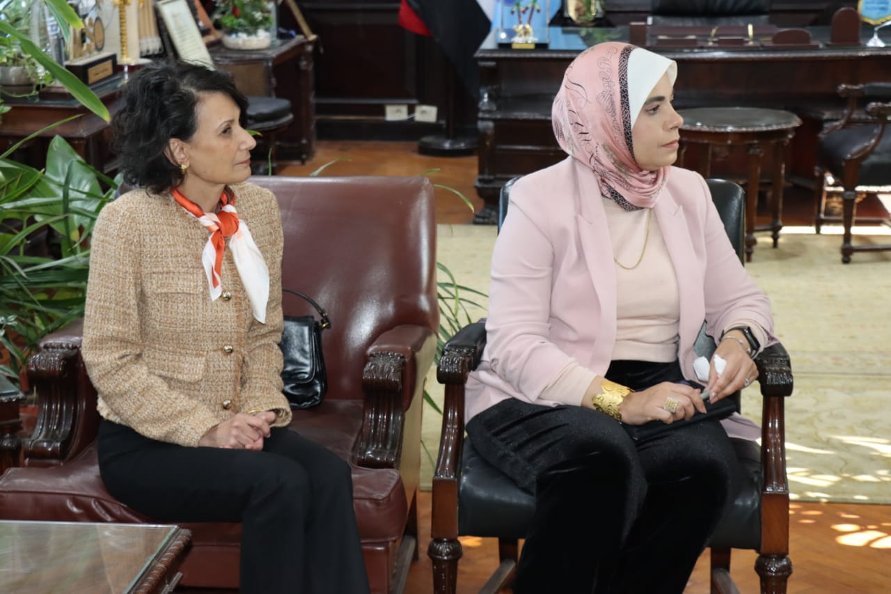 70d737c6 c33a 4d65 ac6f 489bf07086e5