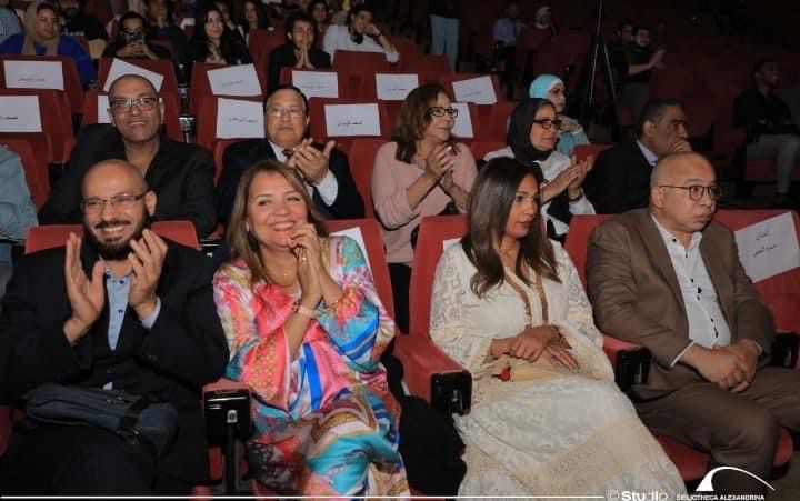 ac704856 0521 4b0e 8bce 521f5191df88