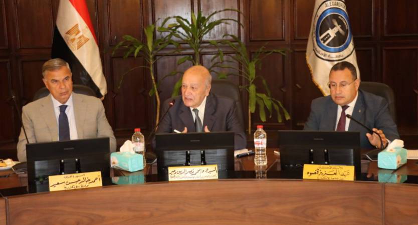 مجلس أمناء جامعة الإسكندرية الأهلية يعقد اجتماعه الثالث بمقر الجامعة