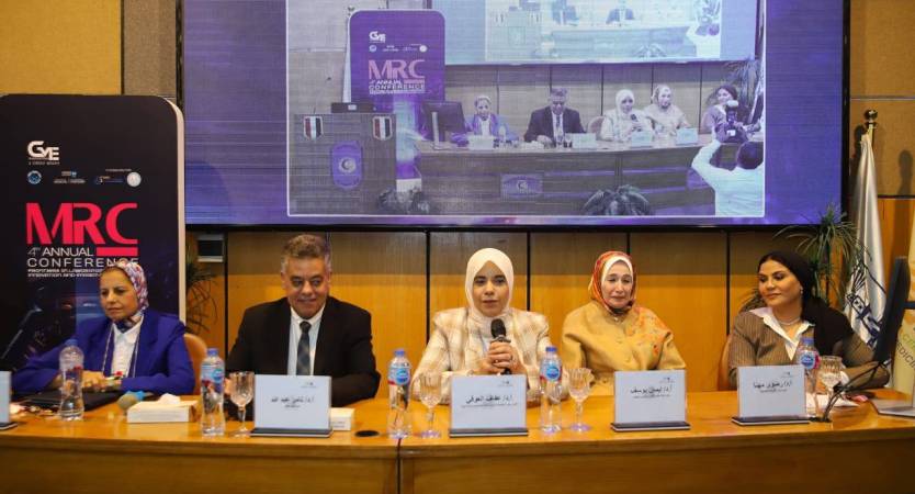 نائب رئيس جامعة الإسكندرية تفتتح المؤتمر السنوي الرابع لمركز الأبحاث الطبية بكلية الطب