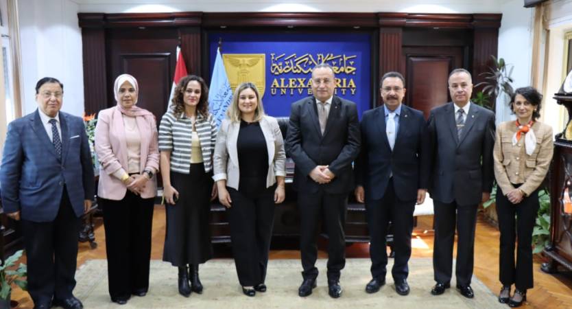  Alexandria University Receives the Turkish Consul General to Discuss Enhancing  Academic and Cultural Cooperation