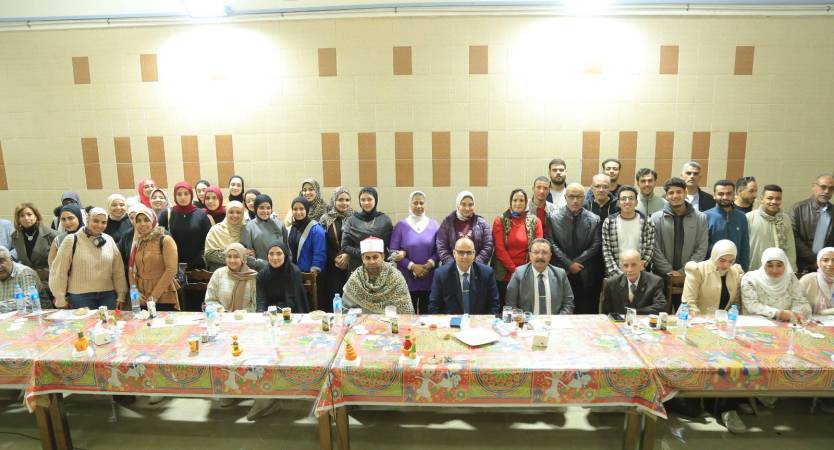  افطار رعاية الشباب يجمع قيادات وطلاب جامعة الإسكندرية في أجواء من الود والتآلف