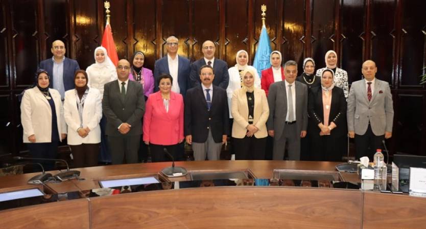 جامعة الإسكندرية ووزارة الصحة والسكان توقعان بروتوكول تعاون لتنفيذ الاستراتيجية الوطنية للسكان وتعزيز الوعي بالصحة الإنجابية