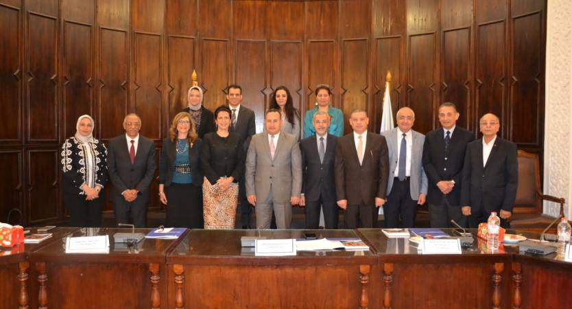 Alexandria University receives a delegation from the American Fulbright Authority