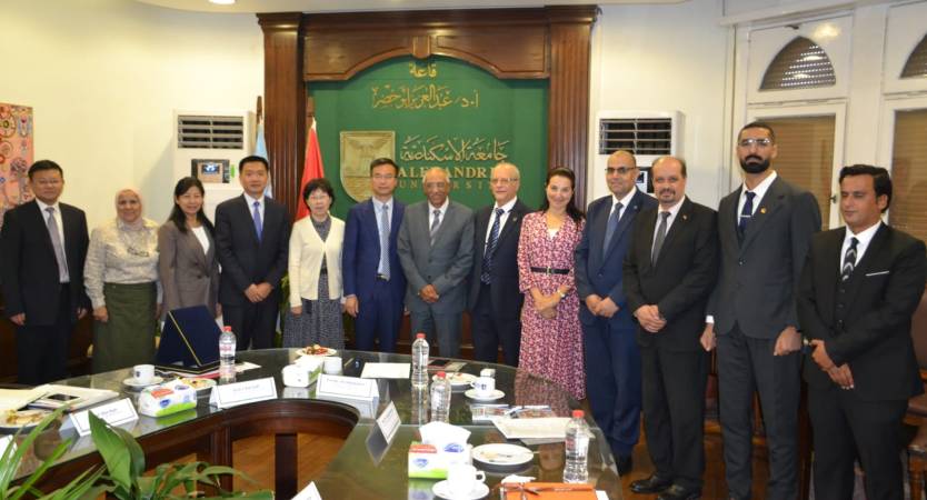 بحث سُبل التعاون المشترك بين جامعتي الإسكندرية ونانجينج الزراعية الصينية